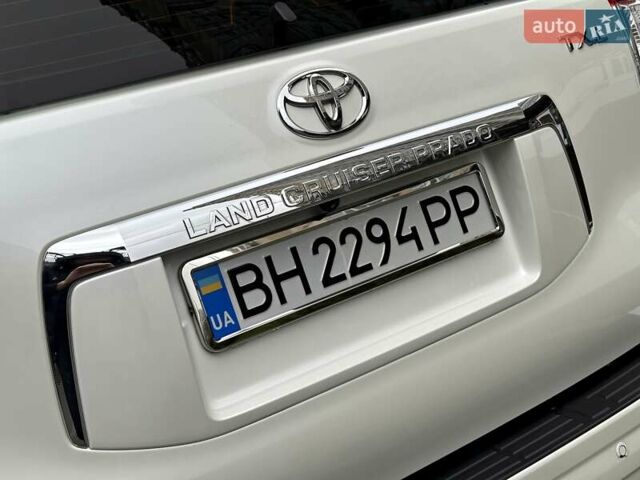 Белый Тойота Ленд Крузер Прадо, объемом двигателя 2.7 л и пробегом 180 тыс. км за 20500 $, фото 19 на Automoto.ua