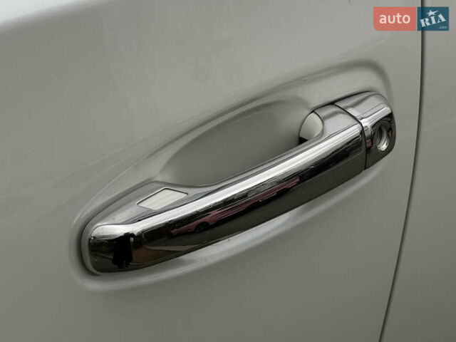 Белый Тойота Ленд Крузер Прадо, объемом двигателя 2.98 л и пробегом 150 тыс. км за 26500 $, фото 28 на Automoto.ua