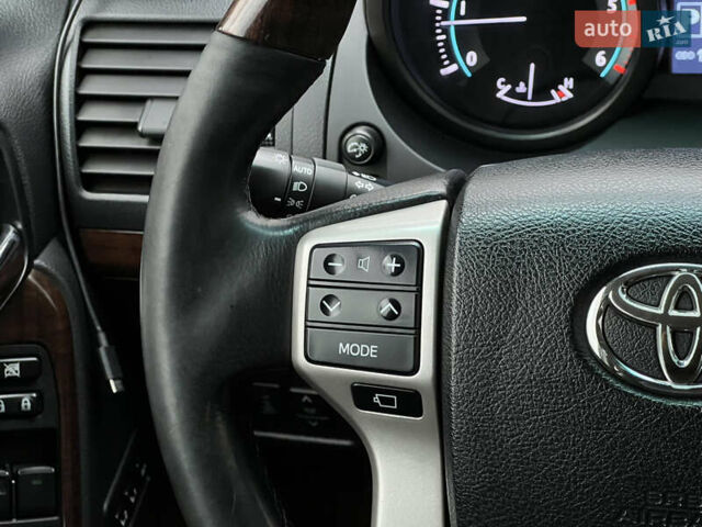 Белый Тойота Ленд Крузер Прадо, объемом двигателя 2.98 л и пробегом 150 тыс. км за 26500 $, фото 39 на Automoto.ua