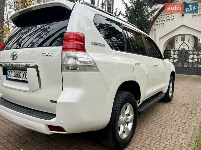 Белый Тойота Ленд Крузер Прадо, объемом двигателя 2.7 л и пробегом 228 тыс. км за 19950 $, фото 46 на Automoto.ua