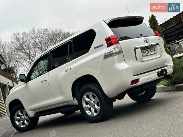 Белый Тойота Ленд Крузер Прадо, объемом двигателя 2.7 л и пробегом 180 тыс. км за 20500 $, фото 32 на Automoto.ua