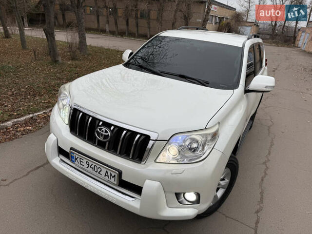 Белый Тойота Ленд Крузер Прадо, объемом двигателя 2.69 л и пробегом 248 тыс. км за 18500 $, фото 8 на Automoto.ua