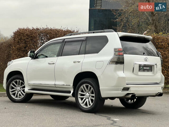 Белый Тойота Ленд Крузер Прадо, объемом двигателя 2.98 л и пробегом 150 тыс. км за 26500 $, фото 18 на Automoto.ua