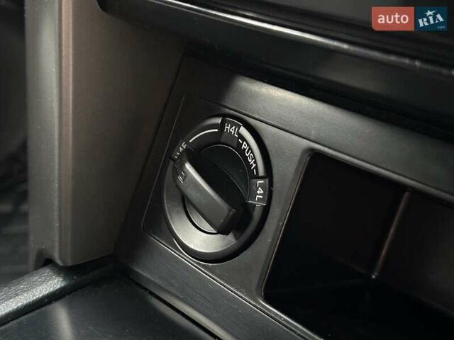 Білий Тойота Ленд Крузер Прадо, об'ємом двигуна 2.7 л та пробігом 180 тис. км за 20500 $, фото 55 на Automoto.ua