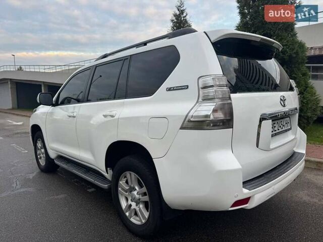 Тойота Ленд Крузер Прадо 2010 у Києві на Automoto.ua Білий Тойота Ленд Крузер Прадо, об'ємом двигуна 4 л та пробігом 237 тис. км за 19700 $, фото 11 на Automoto.ua
