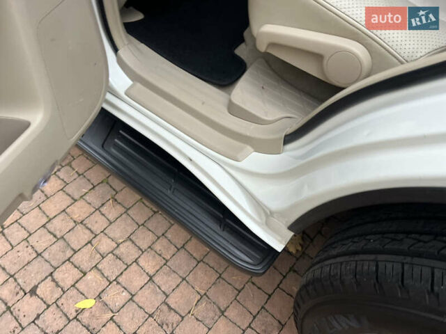 Белый Тойота Ленд Крузер Прадо, объемом двигателя 2.7 л и пробегом 228 тыс. км за 19950 $, фото 100 на Automoto.ua