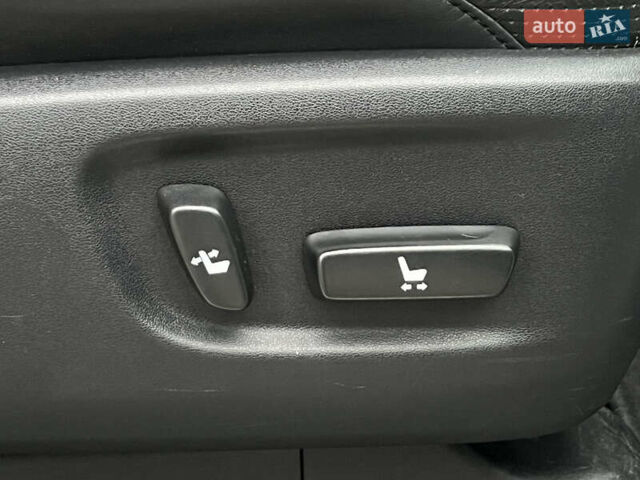 Белый Тойота Ленд Крузер Прадо, объемом двигателя 2.98 л и пробегом 150 тыс. км за 26500 $, фото 65 на Automoto.ua