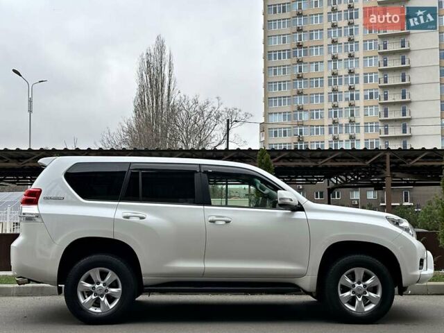 Білий Тойота Ленд Крузер Прадо, об'ємом двигуна 2.7 л та пробігом 180 тис. км за 20500 $, фото 7 на Automoto.ua
