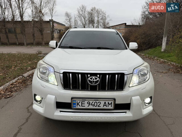 Белый Тойота Ленд Крузер Прадо, объемом двигателя 2.69 л и пробегом 248 тыс. км за 18500 $, фото 2 на Automoto.ua