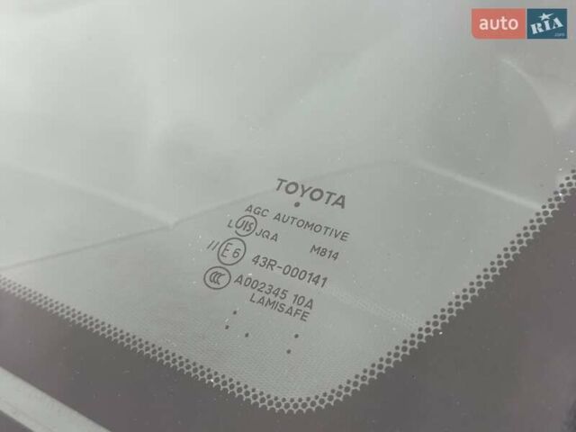 Білий Тойота Ленд Крузер Прадо, об'ємом двигуна 2.7 л та пробігом 180 тис. км за 20500 $, фото 5 на Automoto.ua