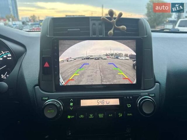 Белый Тойота Ленд Крузер Прадо, объемом двигателя 4 л и пробегом 237 тыс. км за 18750 $, фото 17 на Automoto.ua