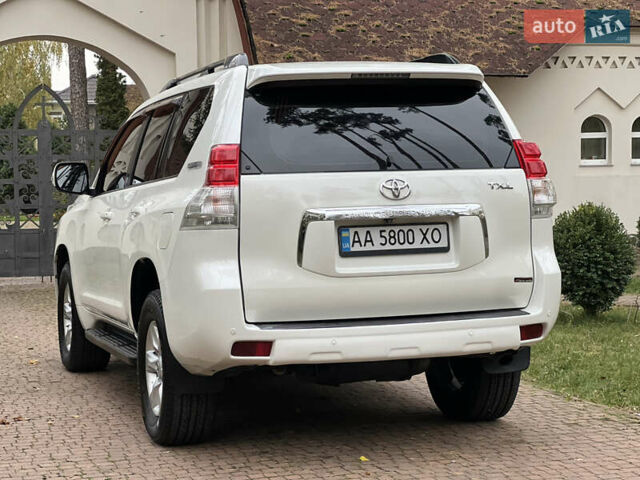 Белый Тойота Ленд Крузер Прадо, объемом двигателя 2.7 л и пробегом 228 тыс. км за 19950 $, фото 19 на Automoto.ua