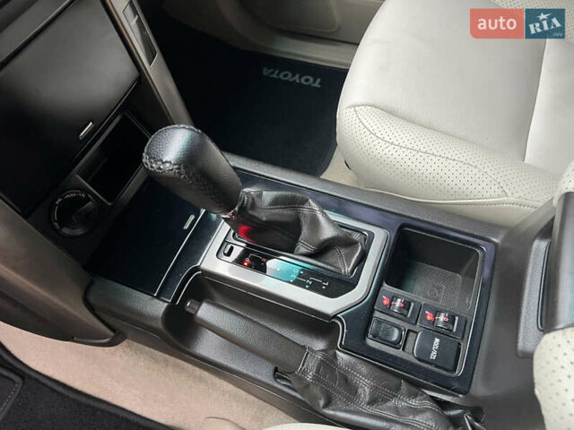 Белый Тойота Ленд Крузер Прадо, объемом двигателя 2.7 л и пробегом 228 тыс. км за 19950 $, фото 87 на Automoto.ua