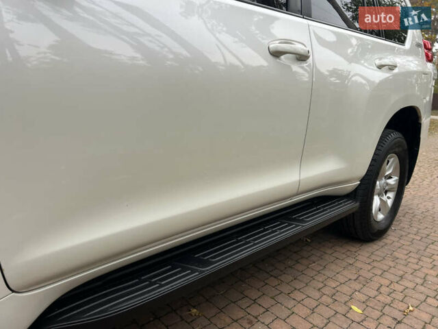 Белый Тойота Ленд Крузер Прадо, объемом двигателя 2.7 л и пробегом 228 тыс. км за 19950 $, фото 37 на Automoto.ua