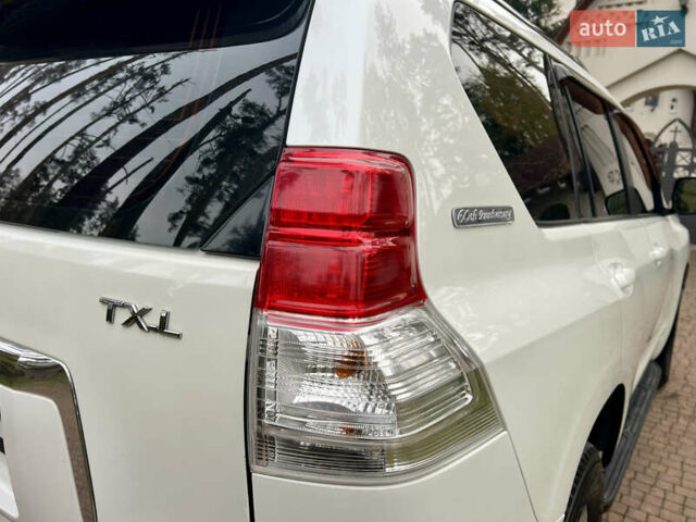 Белый Тойота Ленд Крузер Прадо, объемом двигателя 2.7 л и пробегом 228 тыс. км за 19950 $, фото 44 на Automoto.ua