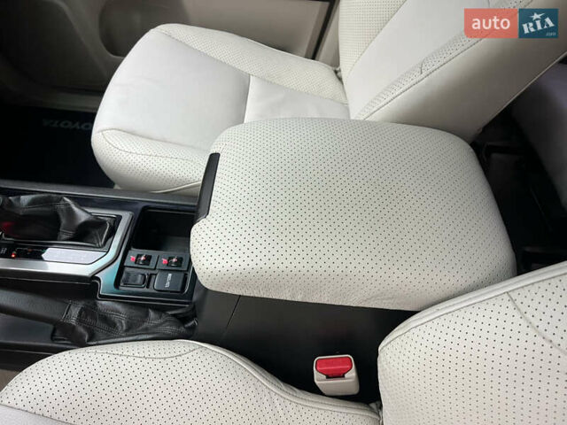 Белый Тойота Ленд Крузер Прадо, объемом двигателя 2.7 л и пробегом 228 тыс. км за 19950 $, фото 83 на Automoto.ua