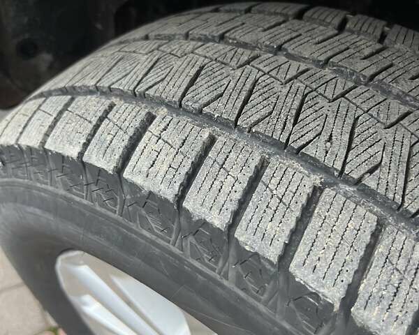 Білий Тойота Ленд Крузер Прадо, об'ємом двигуна 2.98 л та пробігом 199 тис. км за 25500 $, фото 12 на Automoto.ua