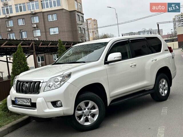 Білий Тойота Ленд Крузер Прадо, об'ємом двигуна 2.7 л та пробігом 180 тис. км за 20500 $, фото 12 на Automoto.ua