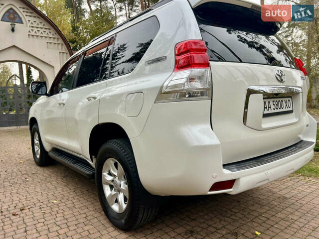 Белый Тойота Ленд Крузер Прадо, объемом двигателя 2.7 л и пробегом 228 тыс. км за 19950 $, фото 41 на Automoto.ua