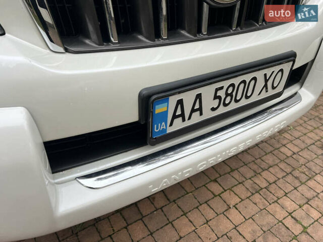 Белый Тойота Ленд Крузер Прадо, объемом двигателя 2.7 л и пробегом 228 тыс. км за 19950 $, фото 31 на Automoto.ua
