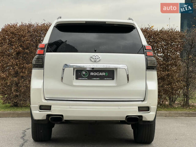 Белый Тойота Ленд Крузер Прадо, объемом двигателя 2.98 л и пробегом 150 тыс. км за 26500 $, фото 14 на Automoto.ua