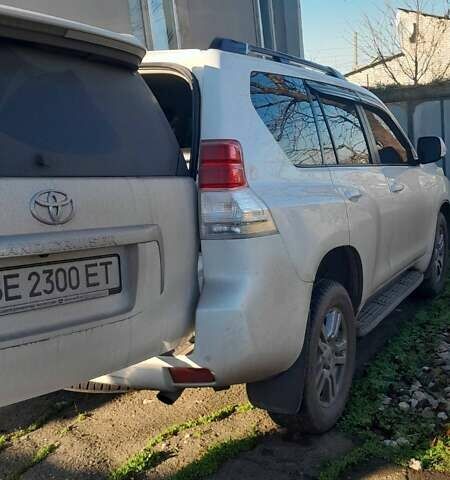 Белый Тойота Ленд Крузер Прадо, объемом двигателя 2.98 л и пробегом 257 тыс. км за 23000 $, фото 6 на Automoto.ua