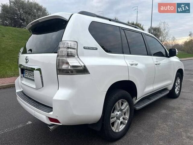 Белый Тойота Ленд Крузер Прадо, объемом двигателя 4 л и пробегом 237 тыс. км за 18750 $, фото 4 на Automoto.ua