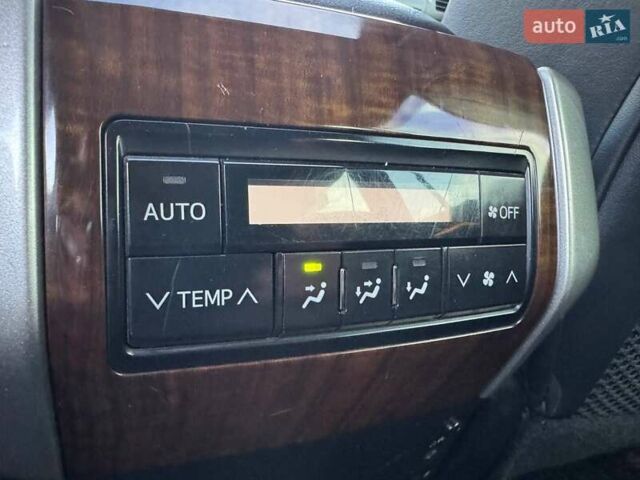 Білий Тойота Ленд Крузер Прадо, об'ємом двигуна 3 л та пробігом 202 тис. км за 23900 $, фото 17 на Automoto.ua