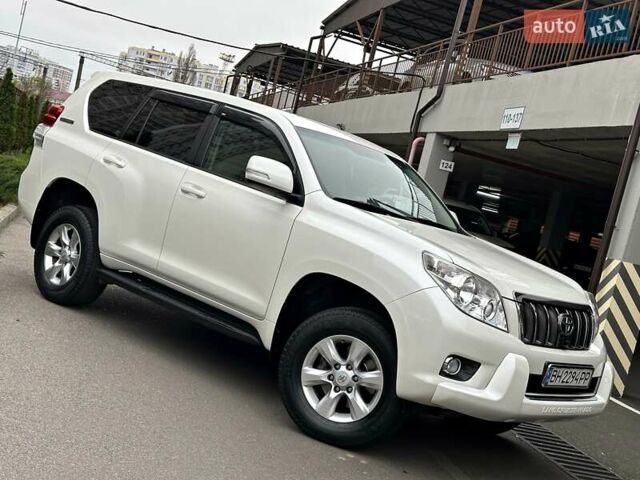 Белый Тойота Ленд Крузер Прадо, объемом двигателя 2.7 л и пробегом 180 тыс. км за 20500 $, фото 29 на Automoto.ua