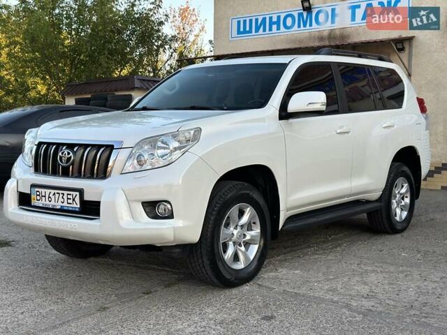 Белый Тойота Ленд Крузер Прадо, объемом двигателя 2.69 л и пробегом 92 тыс. км за 20500 $, фото 20 на Automoto.ua