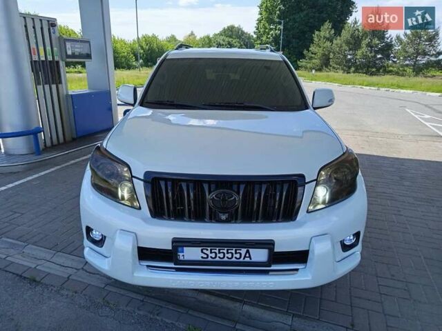Білий Тойота Ленд Крузер Прадо, об'ємом двигуна 2.69 л та пробігом 290 тис. км за 18899 $, фото 11 на Automoto.ua