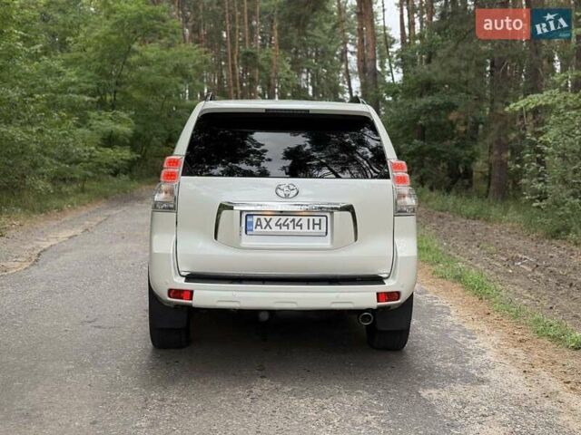 Білий Тойота Ленд Крузер Прадо, об'ємом двигуна 4 л та пробігом 210 тис. км за 30000 $, фото 4 на Automoto.ua