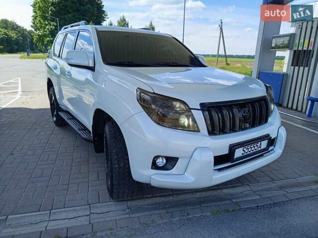 Білий Тойота Ленд Крузер Прадо, об'ємом двигуна 2.69 л та пробігом 290 тис. км за 18899 $, фото 25 на Automoto.ua