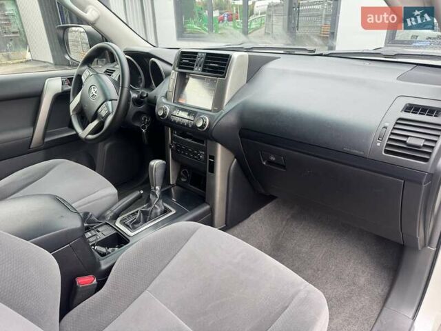 Тойота Ленд Крузер Прадо 2012 в Тернополе на Automoto.ua Белый Тойота Ленд Крузер Прадо, объемом двигателя 2.7 л и пробегом 244 тыс. км за 18900 $, фото 15 на Automoto.ua