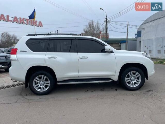 Белый Тойота Ленд Крузер Прадо, объемом двигателя 3.96 л и пробегом 285 тыс. км за 25999 $, фото 9 на Automoto.ua