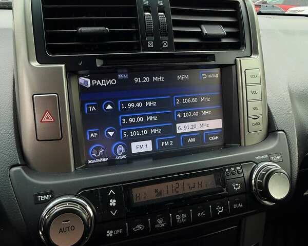 Тойота Ленд Крузер Прадо 2012 в Харькове на Automoto.ua Белый Тойота Ленд Крузер Прадо, объемом двигателя 2.98 л и пробегом 208 тыс. км за 27400 $, фото 27 на Automoto.ua