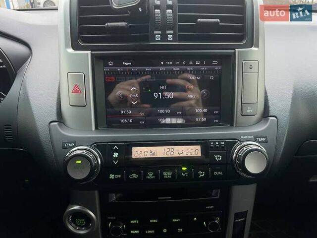 Белый Тойота Ленд Крузер Прадо, объемом двигателя 3.96 л и пробегом 285 тыс. км за 25999 $, фото 29 на Automoto.ua