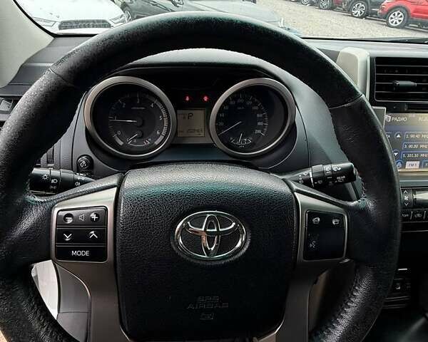 Тойота Ленд Крузер Прадо 2012 в Харькове на Automoto.ua Белый Тойота Ленд Крузер Прадо, объемом двигателя 2.98 л и пробегом 208 тыс. км за 27400 $, фото 21 на Automoto.ua
