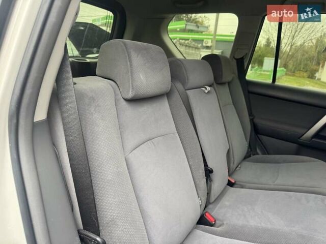 Тойота Ленд Крузер Прадо 2012 в Тернополе на Automoto.ua Белый Тойота Ленд Крузер Прадо, объемом двигателя 2.7 л и пробегом 244 тыс. км за 18900 $, фото 12 на Automoto.ua