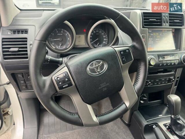 Тойота Ленд Крузер Прадо 2012 в Тернополе на Automoto.ua Белый Тойота Ленд Крузер Прадо, объемом двигателя 2.7 л и пробегом 244 тыс. км за 18900 $, фото 29 на Automoto.ua
