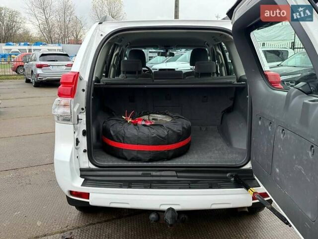 Білий Тойота Ленд Крузер Прадо, об'ємом двигуна 2.69 л та пробігом 251 тис. км за 18800 $, фото 15 на Automoto.ua
