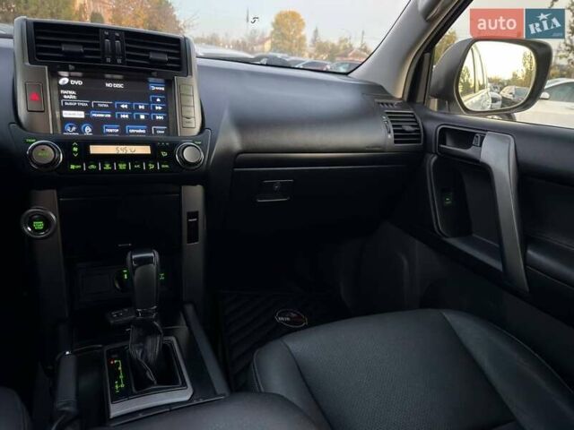 Тойота Ленд Крузер Прадо 2012 в Харькове на Automoto.ua Белый Тойота Ленд Крузер Прадо, объемом двигателя 2.98 л и пробегом 208 тыс. км за 27400 $, фото 18 на Automoto.ua