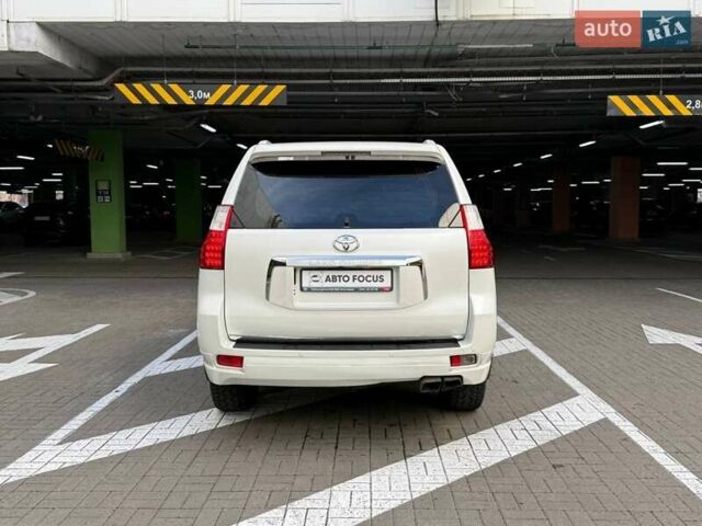 Білий Тойота Ленд Крузер Прадо, об'ємом двигуна 2.98 л та пробігом 134 тис. км за 23990 $, фото 5 на Automoto.ua