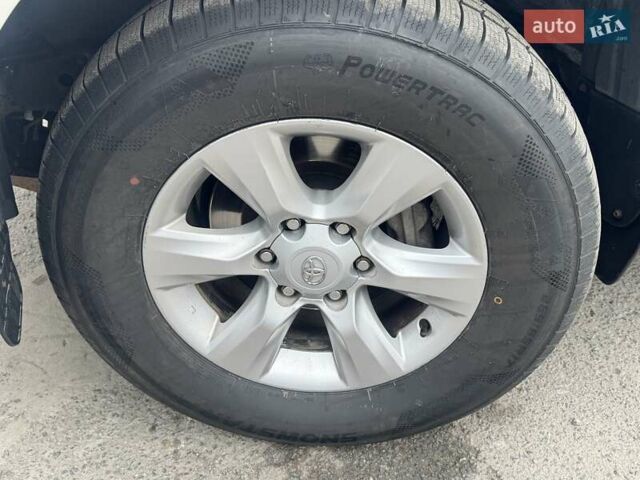 Тойота Ленд Крузер Прадо 2012 в Тернополе на Automoto.ua Белый Тойота Ленд Крузер Прадо, объемом двигателя 2.7 л и пробегом 244 тыс. км за 18900 $, фото 22 на Automoto.ua