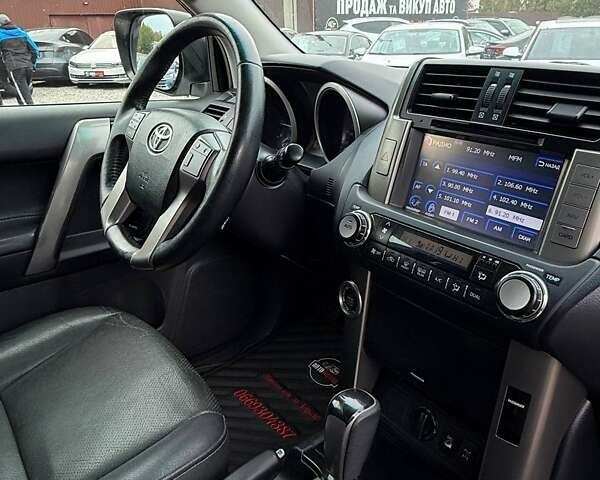 Тойота Ленд Крузер Прадо 2012 в Харькове на Automoto.ua Белый Тойота Ленд Крузер Прадо, объемом двигателя 2.98 л и пробегом 208 тыс. км за 27400 $, фото 19 на Automoto.ua