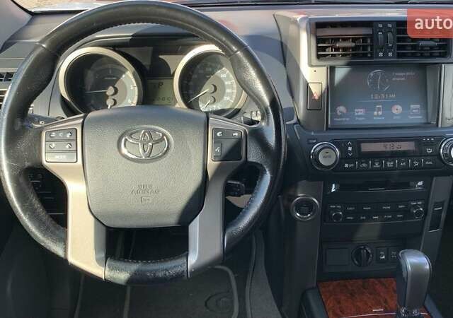 Белый Тойота Ленд Крузер Прадо, объемом двигателя 3 л и пробегом 210 тыс. км за 22900 $, фото 8 на Automoto.ua