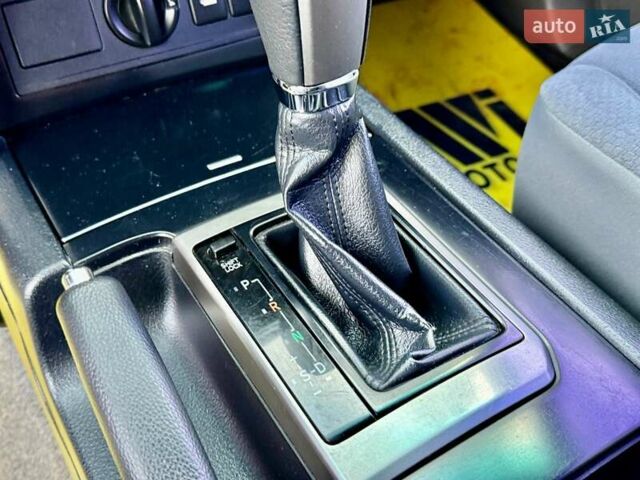 Белый Тойота Ленд Крузер Прадо, объемом двигателя 3 л и пробегом 267 тыс. км за 23500 $, фото 52 на Automoto.ua