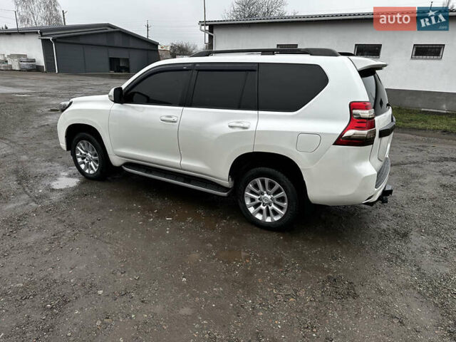 Белый Тойота Ленд Крузер Прадо, объемом двигателя 3 л и пробегом 148 тыс. км за 27500 $, фото 11 на Automoto.ua