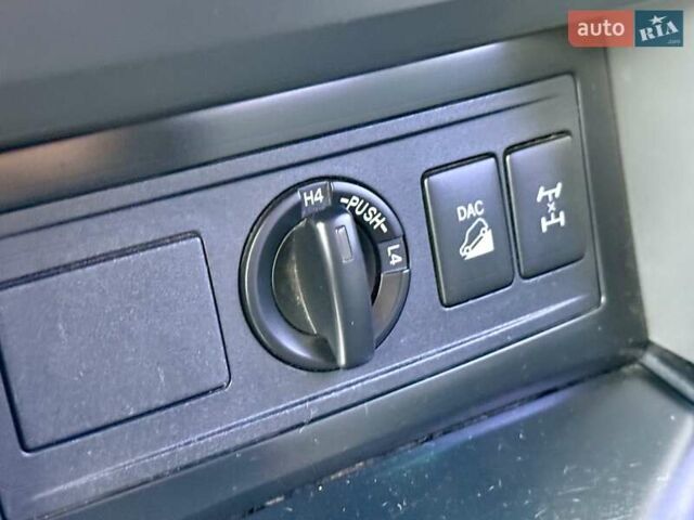 Белый Тойота Ленд Крузер Прадо, объемом двигателя 3 л и пробегом 267 тыс. км за 23500 $, фото 51 на Automoto.ua