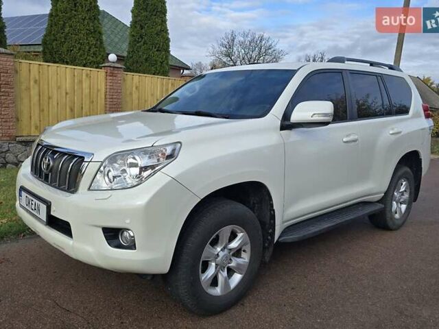 Білий Тойота Ленд Крузер Прадо, об'ємом двигуна 2.69 л та пробігом 108 тис. км за 25000 $, фото 7 на Automoto.ua